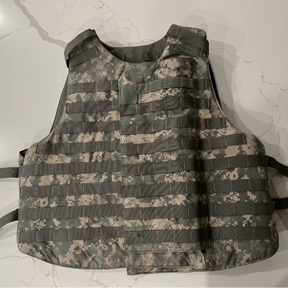 COPY - Point Blank Body Armor XL - Picture 2 of 7